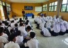 Serka Dede Suharsono, Anggota Koramil 0111/Pagelaran Berikan Materi Wasbang Di SMKN 13 Pandeglang