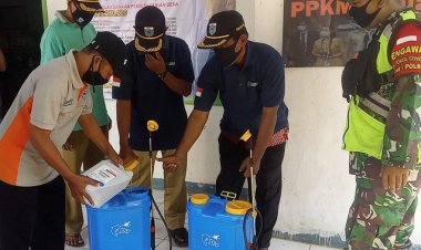 Cegah Penyebaran Virus Corona, Babinsa Bersama Satga Covid-19 Terus Berupaya Lakukan Penyemprotan Disinfektan