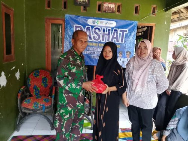 Bantu Upaya Penanganan Stunting, Serda Widagyo Anggota Koramil 0111/Pagelaran, Hadiri Kegiatan DASHAT