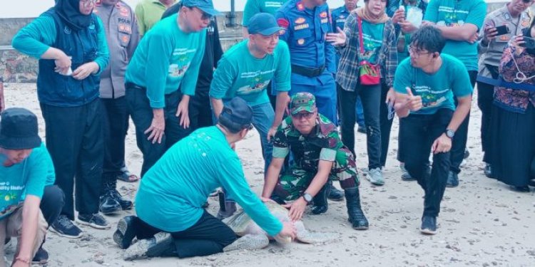 Dandim 0601/Pandeglang, Hadiri Kegiatan Hari Keanekaragaman Hayati Internasional Dan Hari Penyu SeduniaDi Carita