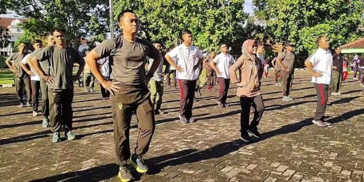 Olah Raga Bersama TNI-POLRI Dan PemKab Pandeglang Tingkatkan Soliditas Jelang Pemilu 2024