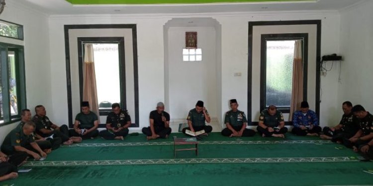 Kodim 0601/Pdg Lakukan Do’a Bersama Dalam Rangka Memperingati Hari Juang TNI AD Ke-78 Tahun 2023
