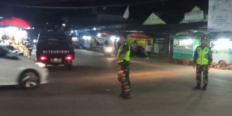 Berikan Rasa Aman, Anggota Kodim 0601/Pandeglang Laksanakan Pengamanan Natal