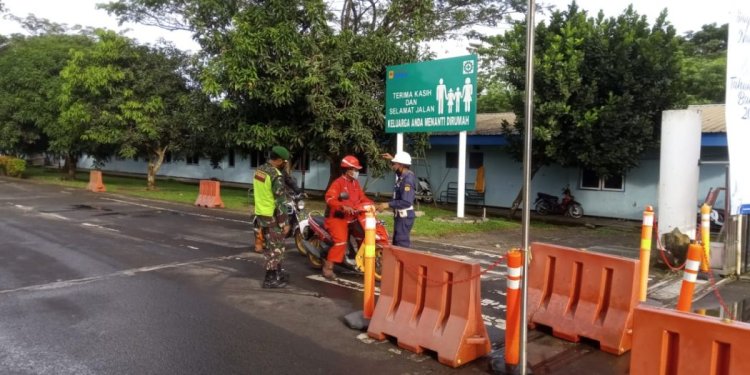 Jelang Akhir Tahun, Personil Kodim 0601/ Pdg Bantu Perketat Pengamanan Area PLTU Banten 2 Labuan