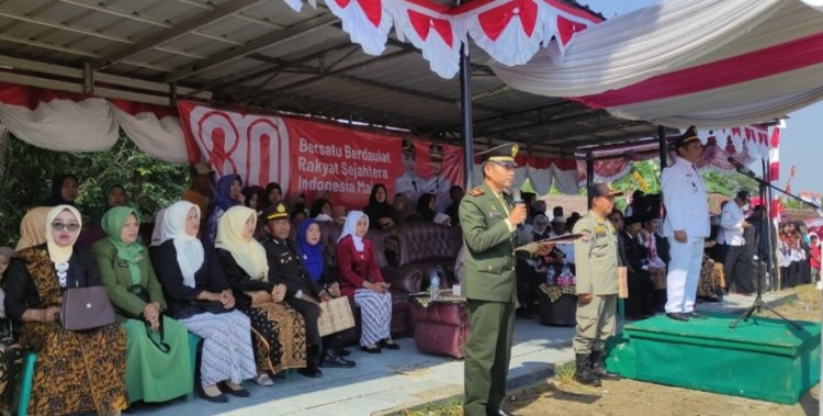 Danramil 0111/Pagelaran Bacakan Teks Pancasila di Upacara HUT ke-80 RI Kecamatan Patia