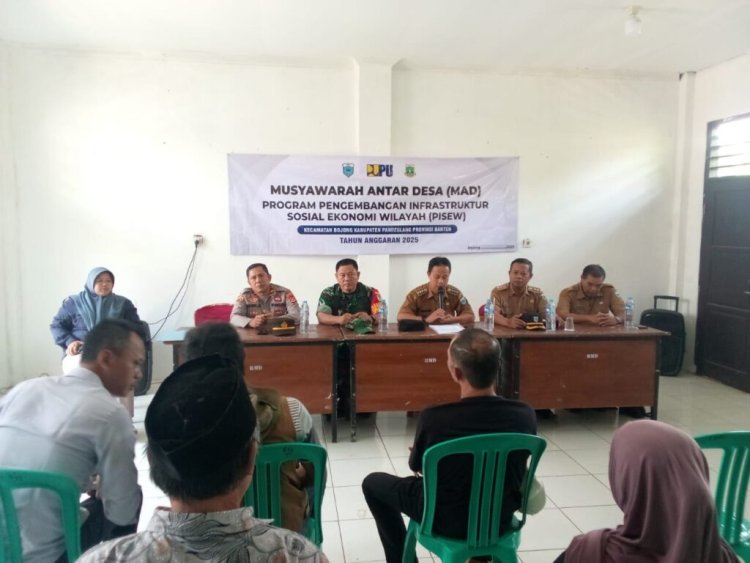 Danramil 0108/Bojong Kapten Arm Siswoyo Hadiri Musyawarah Antar Desa (MAD) Program PISEW Tahun 2025 di Kecamatan Bojong