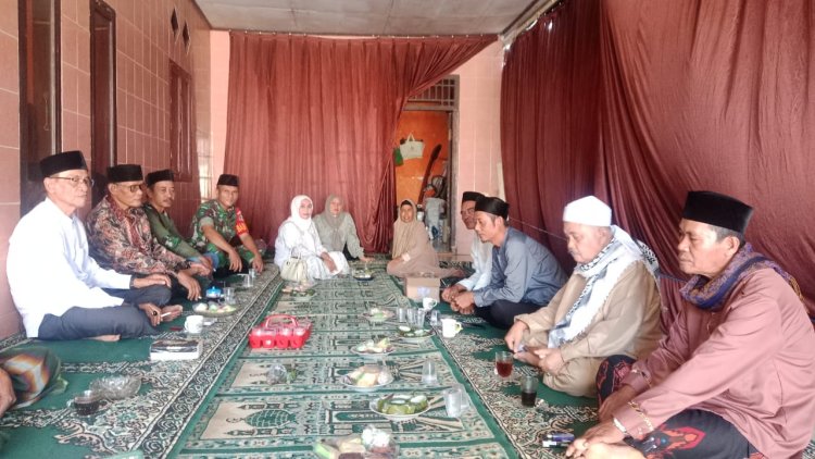 Babinsa Koramil 0111/Pagelaran Kodim 0601/Pandeglang Ikuti Peringatan Maulid Nabi Muhammad SAW 1447 H di Desa Turus
