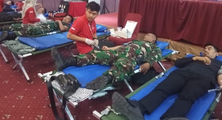 Kodim 0601/Pandeglang Laksanakan Kegiatan Donor Darah dalam Rangka HUT Ke-80 Palang Merah Indonesia
