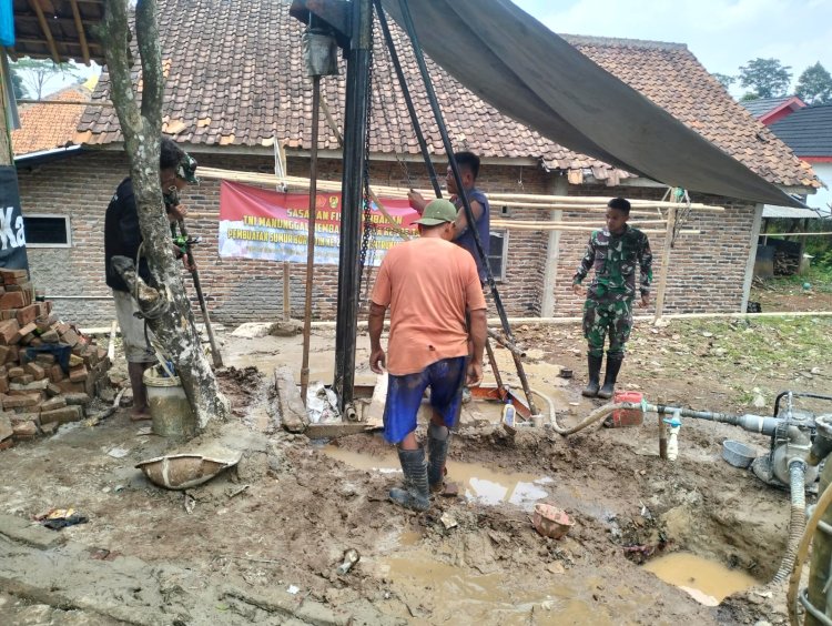 Satgas TMMD ke-126 Kodim 0601/Pandeglang Bangun Sumur Bor untuk Warga Kampung Cikentrung, Desa Cikentrung Kecamatan Cadasari