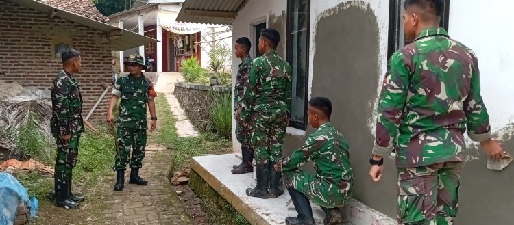 DANSATGAS TMMD KE-126 TINJAU LOKASI PEREHABAN MUSHOLLA YANG SUDAH MENCAPAI 35 PERSEN