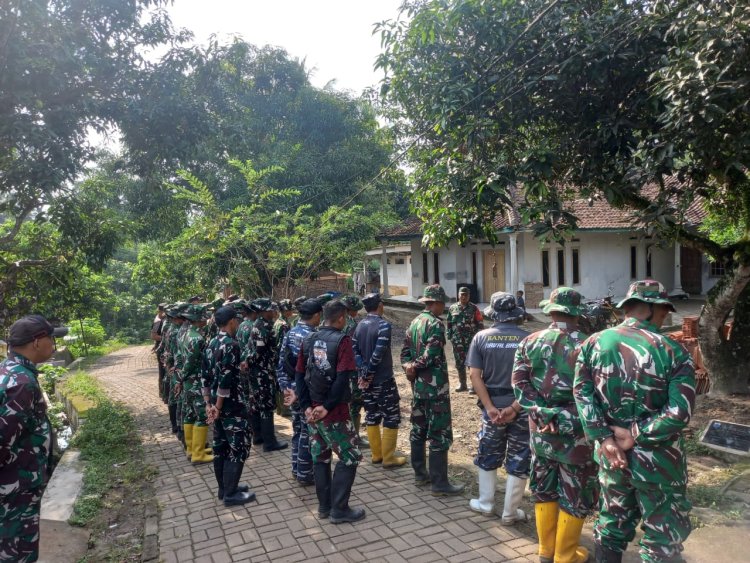 Komandan SSK TMMD Ke-126 Pimpin Apel Pagi di Hari Ke-11 Pelaksanaan TMMD di Desa Cikentrung