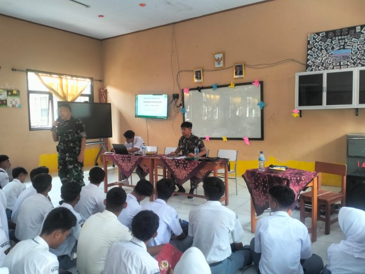 Komandan Kodim 0601/Pandeglang Afri Swandi Ritonga, S.I.P. Gelar Sosialisasi KKRI dan Wawasan Kebangsaan di SMKN 11 Pandeglang
