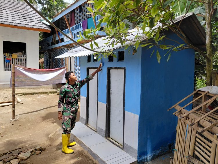 +19, SATGAS TMMD KE-126 SELESAIKAN PEMBUATAN MCK UNTUK WARGA DENGAN PROGRES 100%