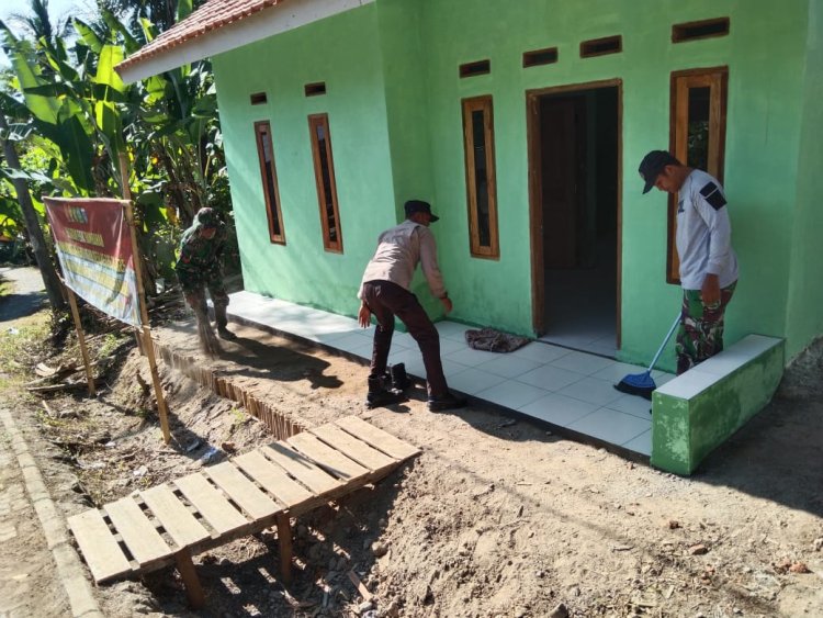 Satgas TMMD ke-126 Laksanakan Finishing Pekerjaan Perehaban Rumah Layak Huni (RLTH)
