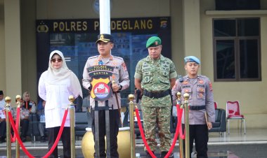 Apel Gelar Pasukan Operasi Lilin Maung 2025 dalam Rangka Pengamanan Natal 2025 dan Tahun Baru 2026
