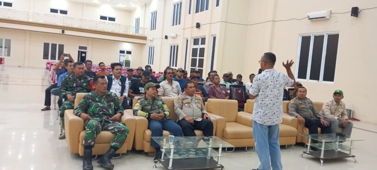 Peltu Bahtiar Rifaai bersama Babinsa Koramil 0107/Saketi Hadiri Rakor Koordinasi Persiapan Wisuda ke-33 Universitas Mathla’ul Anwar (UNMA) Saketi