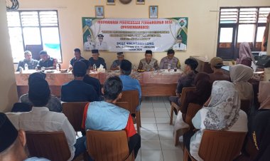 Sertu Sandi S Babinsa Koramil 0104/Cimanuk Hadiri dan Kawal Pelaksanaan MUSREMBANGDES di Desa Kalanggunung