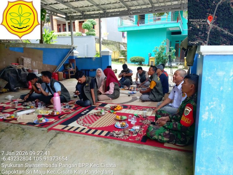 Serka Holil Babinsa Koramil 0107/Saketi Hadiri Zoom Meeting Bersama Kementerian Pertanian di Kecamatan Cisata