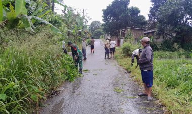 Karya Bakti Babinsa Koramil 0104/Cimanuk Bersama Warga di Jalan Kadukacang – Pasir Lame