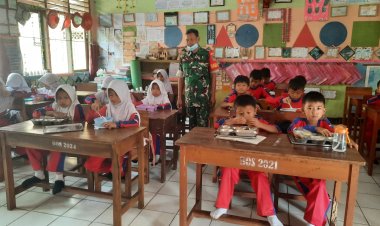 Pendampingan Program Makan Bergizi Gratis (MBG) oleh Babinsa Koramil 0106/Menes di Wilayah Kecamatan Cikedal