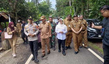 Danramil 0104/Cimanuk Dampingi Bupati Pandeglang dalam Kunjungan Kerja di Desa Pasirmae