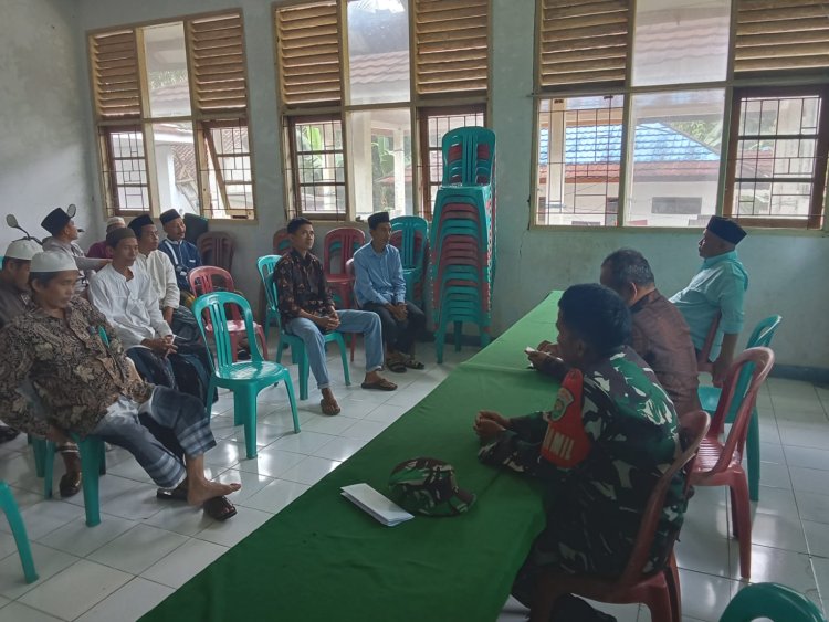 Danramil 0113/Cibaliung Kapten Abdul Szyukur bersama Babinsa Sertu Iyan Hadiri Kegiatan Klarifikasi Terkait Isu Penolakan Program Makanan Bergizi Gratis (MBG) di Kecamatan Cibitung