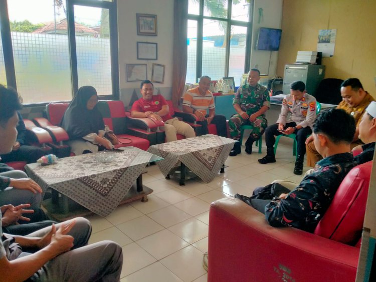 Koordinasi Danramil 0104/Cimanuk dalam Pengawasan Program Makan Bergizi Gratis (MBG) di Kecamatan Cimanuk