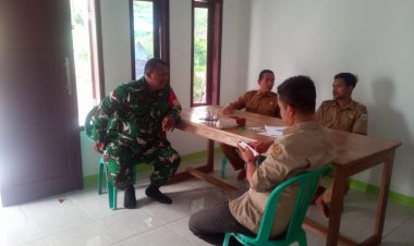Komsos Babinsa Koramil 0102/Cadasari Bersama Aparatur Desa Koroncong Bahas Rencana KDKMP dan MBG