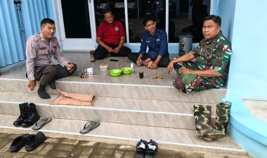 Komsos Babinsa Desa Pasirmae Bersama Aparatur MBG dan Bhabinkamtibmas Perkuat Sinergitas di Wilayah