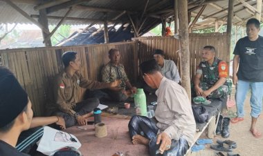 Babinsa Koramil 0102/Cadasari Laksanakan Komsos Bersama Pemerintah Desa dan Pengurus Bumdes, Bahas Budidaya Ikan Lele untuk Pemberdayaan Ekonomi Masyarakat