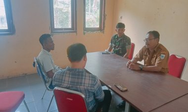 BABINSA KORAMIL 0103/BANJAR LAKSANAKAN KOMSOS BERSAMA APARAT KECAMATAN MEKARJAYA