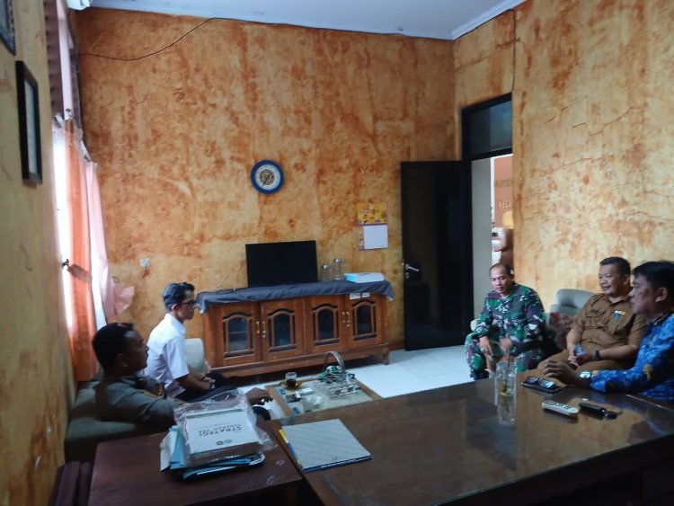 Babinsa Koramil 0103/Banjar Hadiri Musyawarah Program Makan Bergizi Gratis (MBG) di Kecamatan Kaduhejo