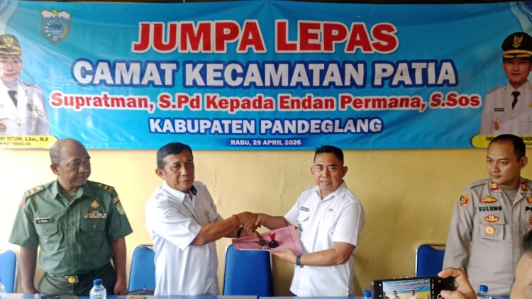 BABINSA KORAMIL 0111/PAGELARAN HADIRI ACARA LEPAS SAMBUT CAMAT PATIA