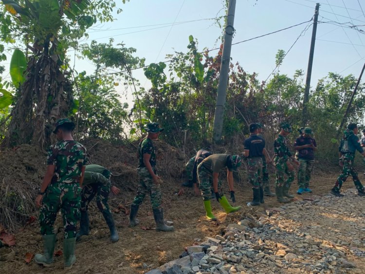Satgas TMMD Ke-129 Kodim 0601/Pandeglang Terus Genjot Pembukaan Jalan di Hari Ke-21 Demi Mewujudkan Akses yang Lebih Baik untuk Masyarakat
