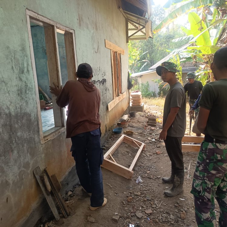 Satgas TMMD Ke-129 Kodim 0601/Pandeglang Rehab Mushola di Kampung Babakan Kaju